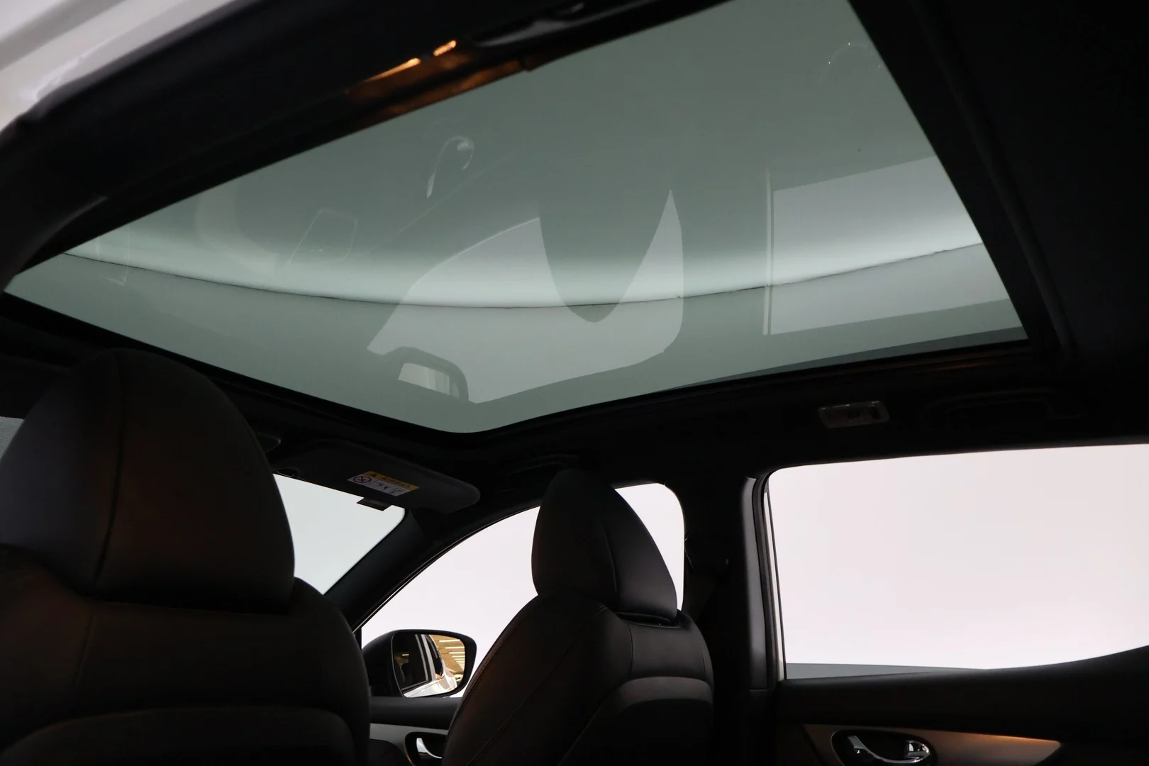 Car Image - 2wQL1FHmPcX8ez5Tr2hsvX