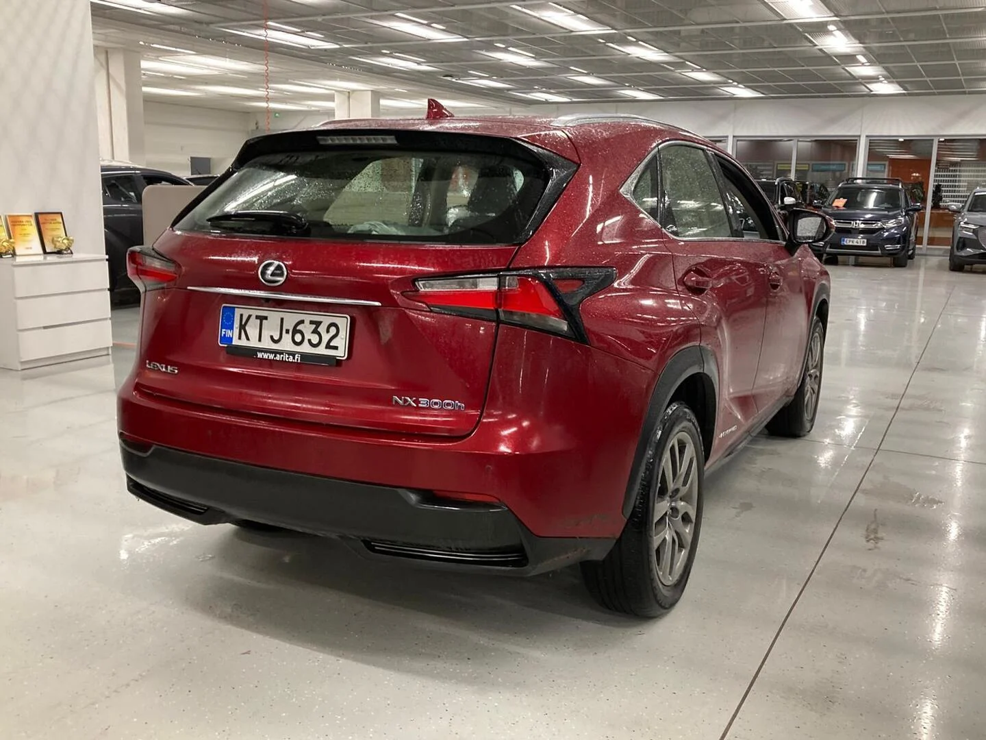 Car Image - 523x2ljBVJfQvwt9Yahd0W