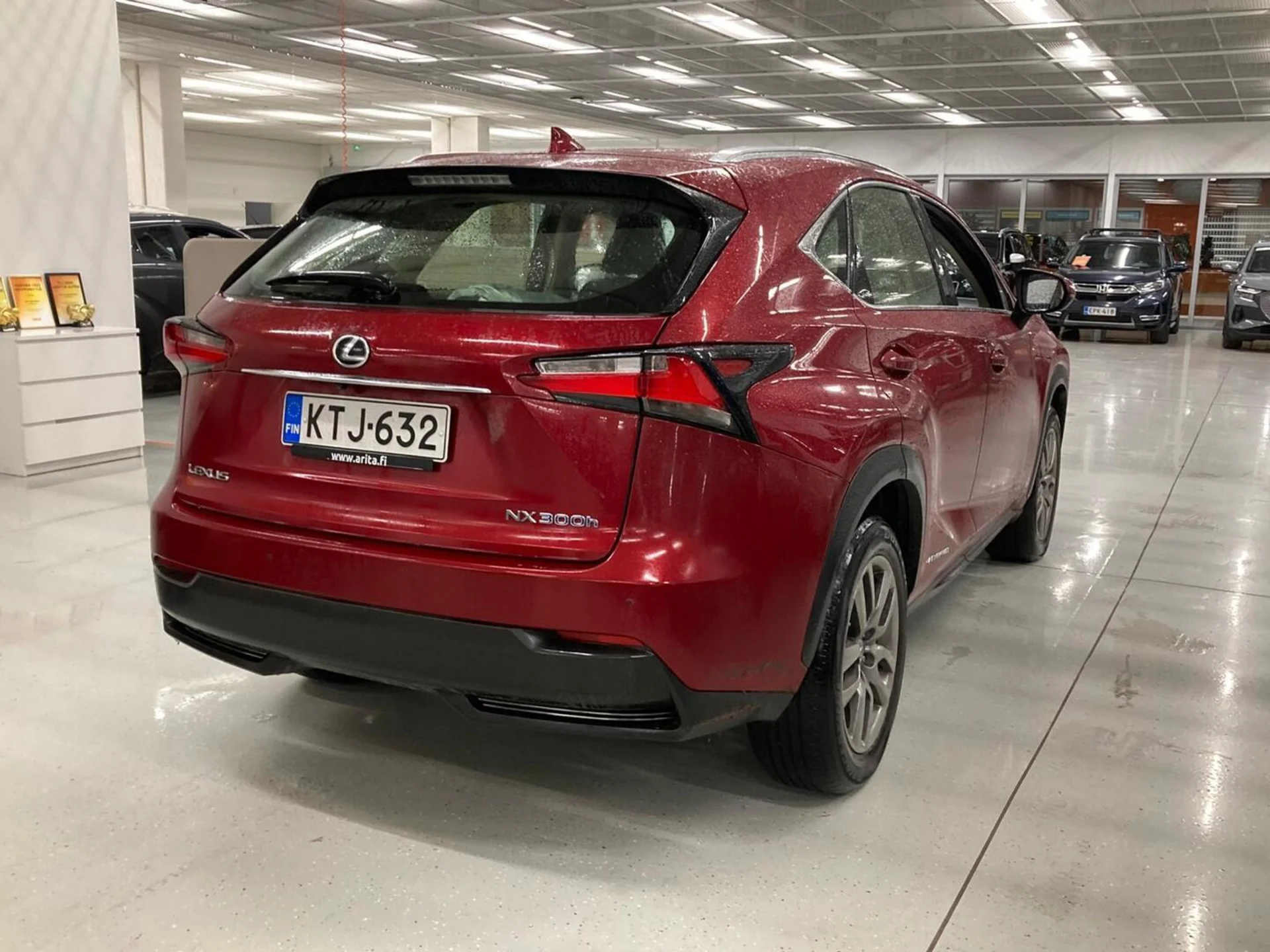 Car Image - 523x2ljBVJfQvwt9Yahd0W