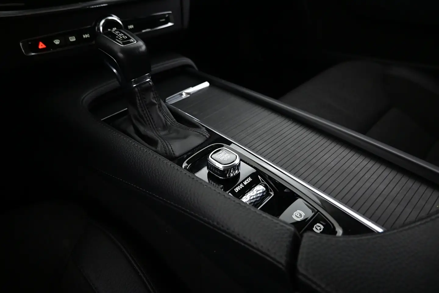 Car Image - 6pQvnfFu6WrcMJbExXa38e