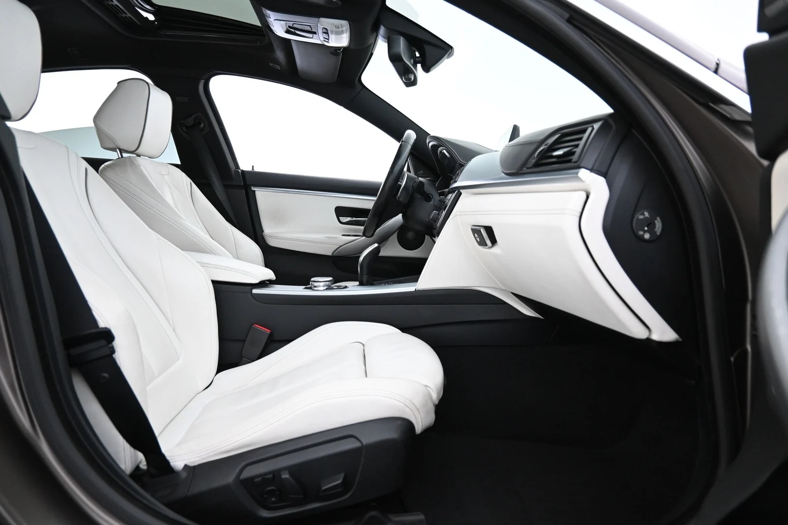 Car Image - 7FdF7kT4vil4Xlov08iISk