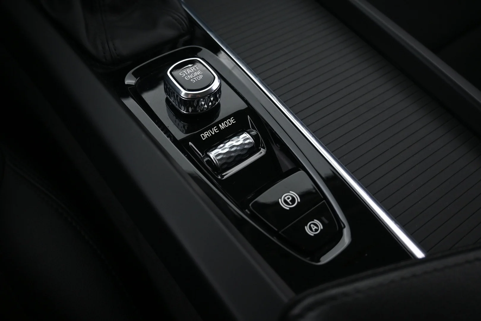 Car Image - 1lLVMIvkhyukE8WawUcpZR