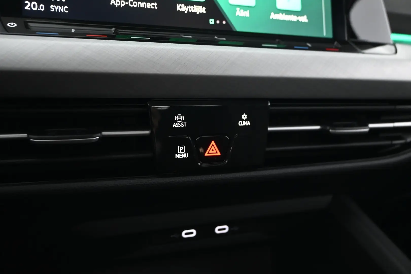 Car Image - 6ggzXmMbKeqlcbIj301oRb