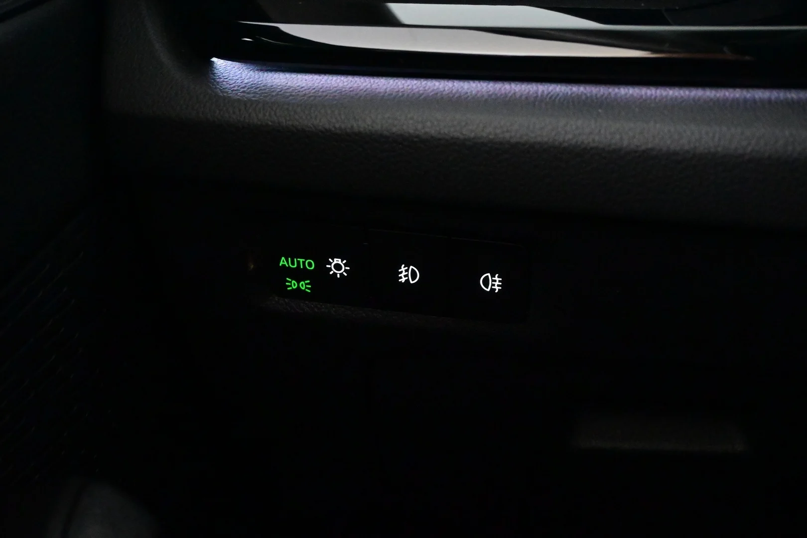 Car Image - 3Pv3eAf7zdrrwhhk27njfv