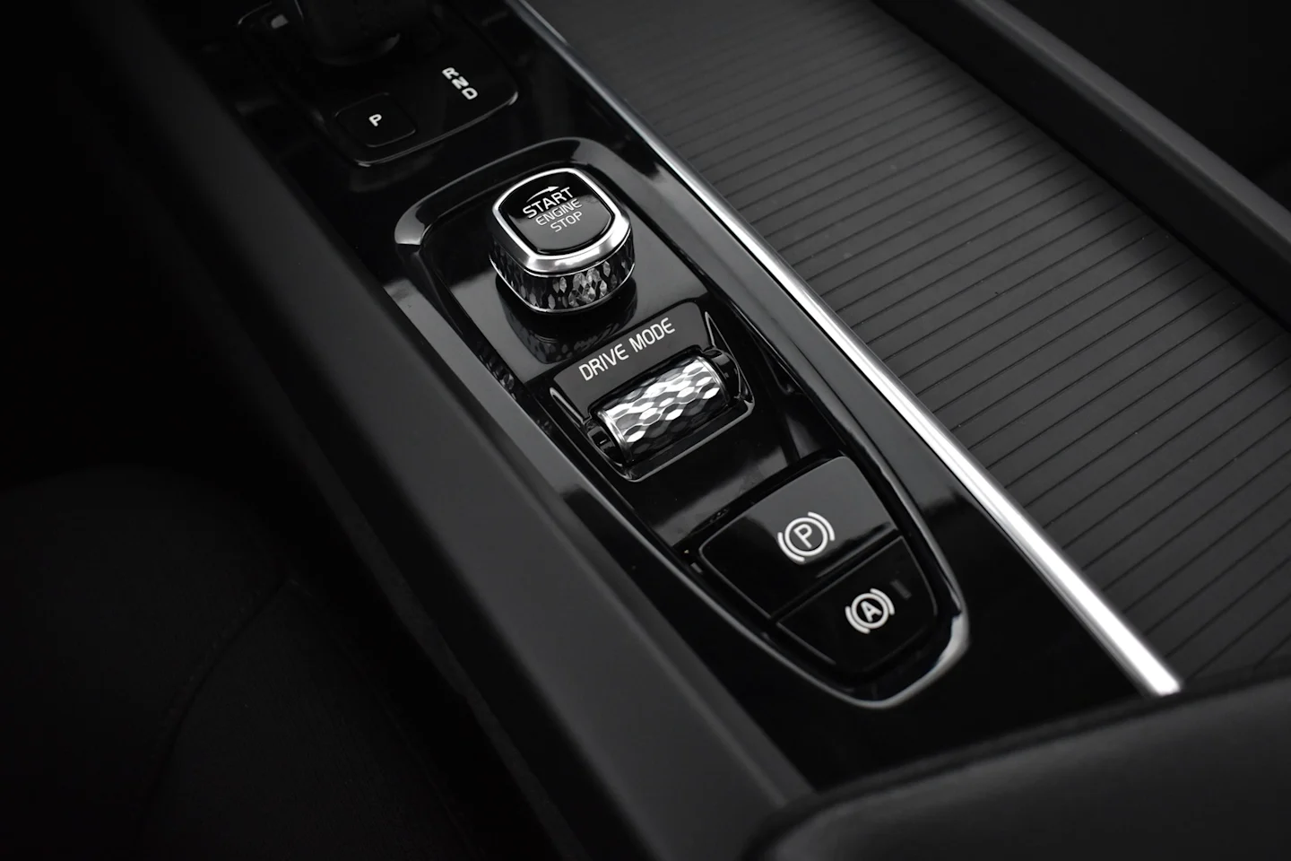 Car Image - 3P1RCyyC8KUG34oB8MzfAJ
