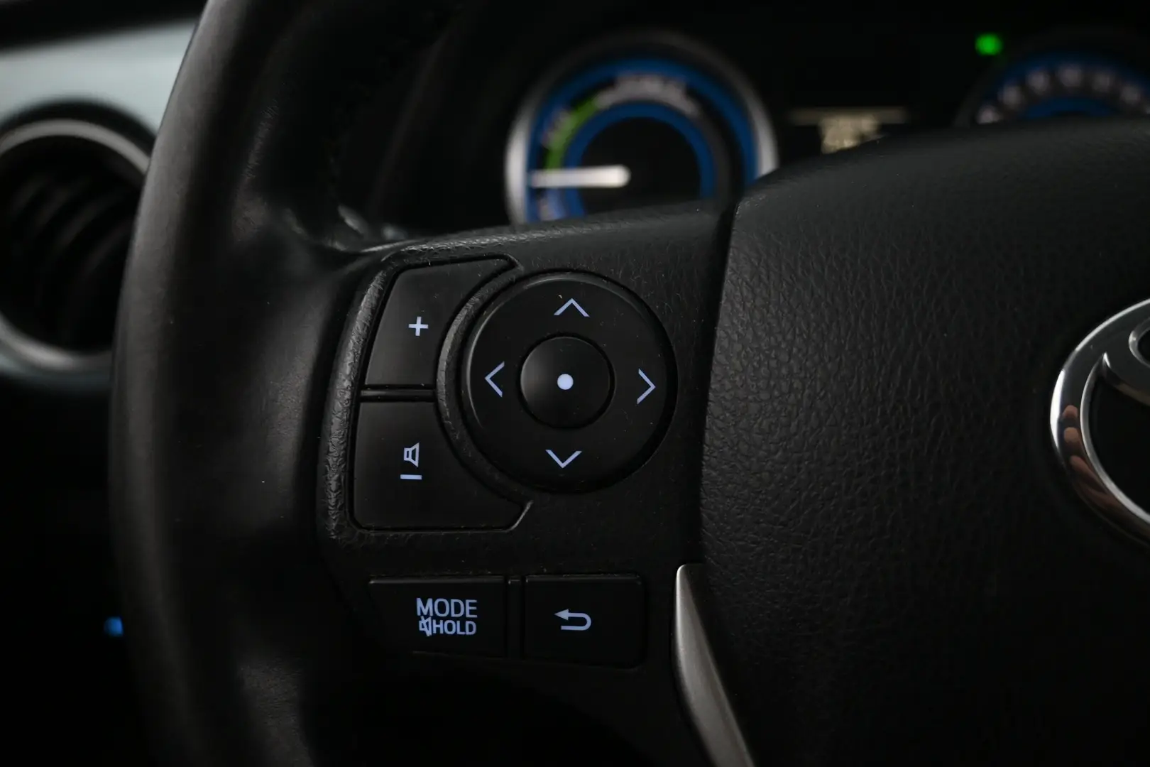 Car Image - 5LCSmJhfE3urabxKnWTZrY