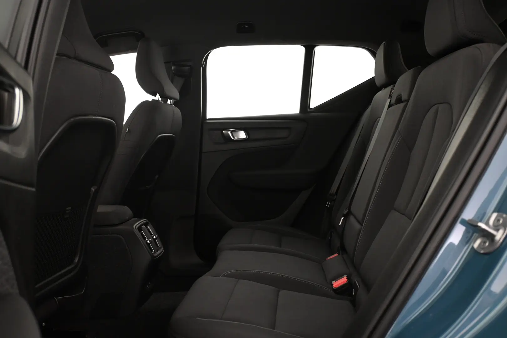 Car Image - 34xmLYyEl3RyAZocMaIYP8