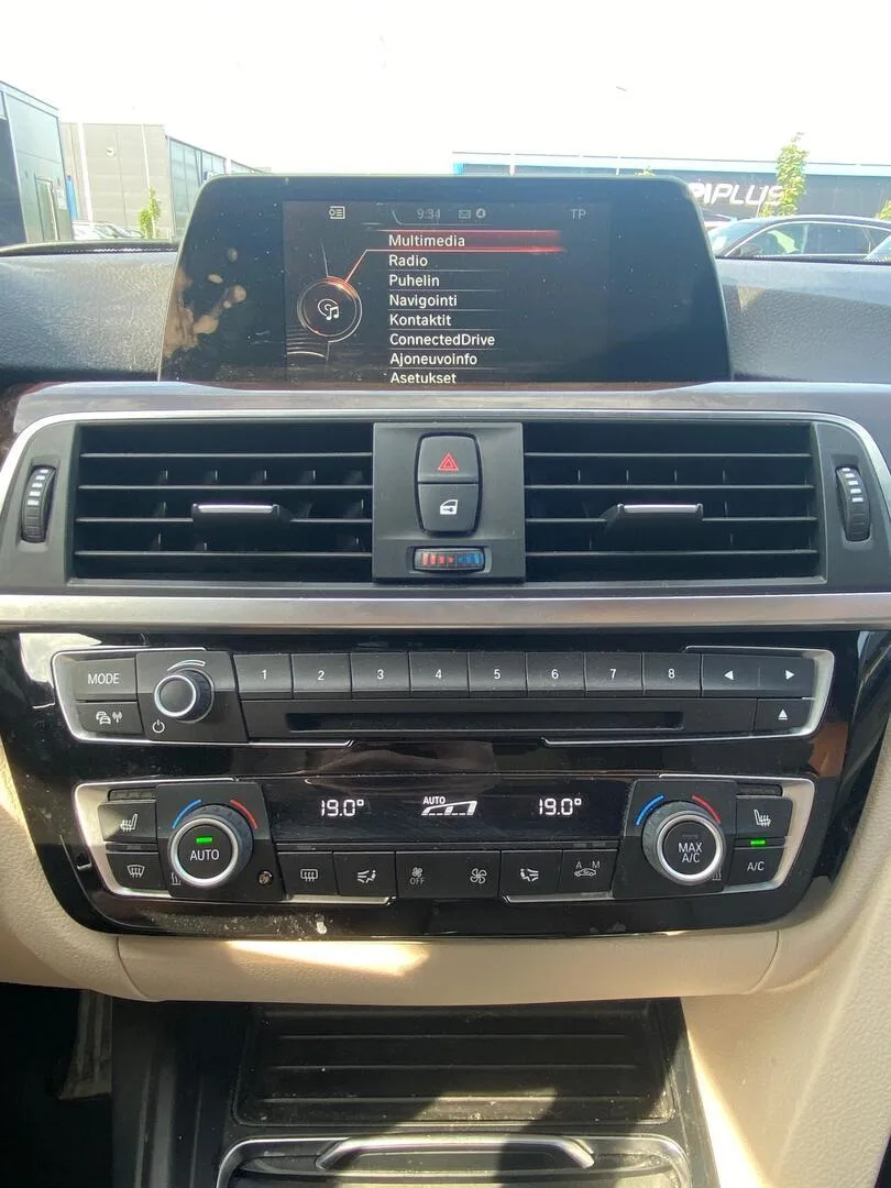 Car Image - 6pBfjPcZZthGzhqXGcSXaC