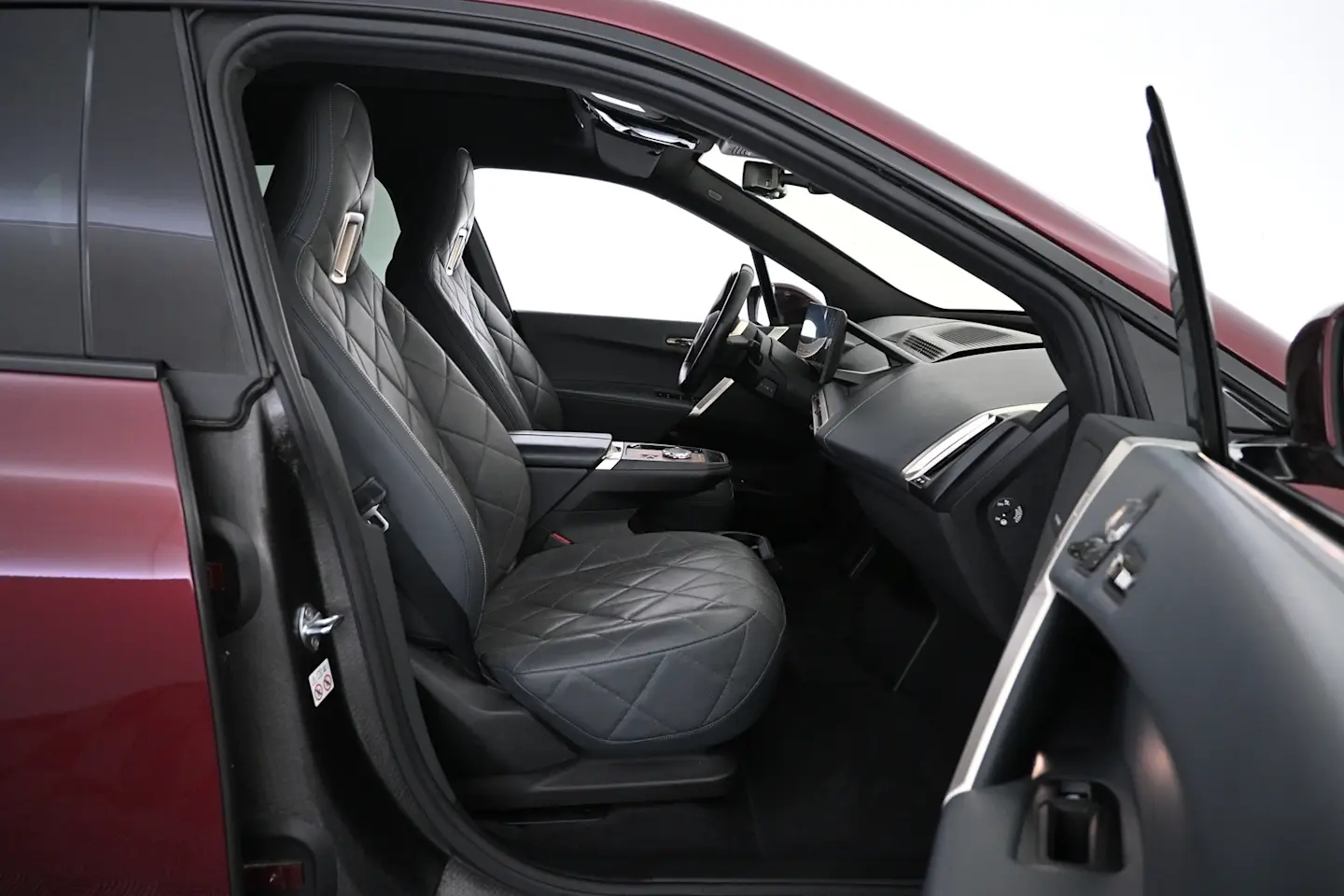 Car Image - 8UdxnS6IeT3L8El08Si0K