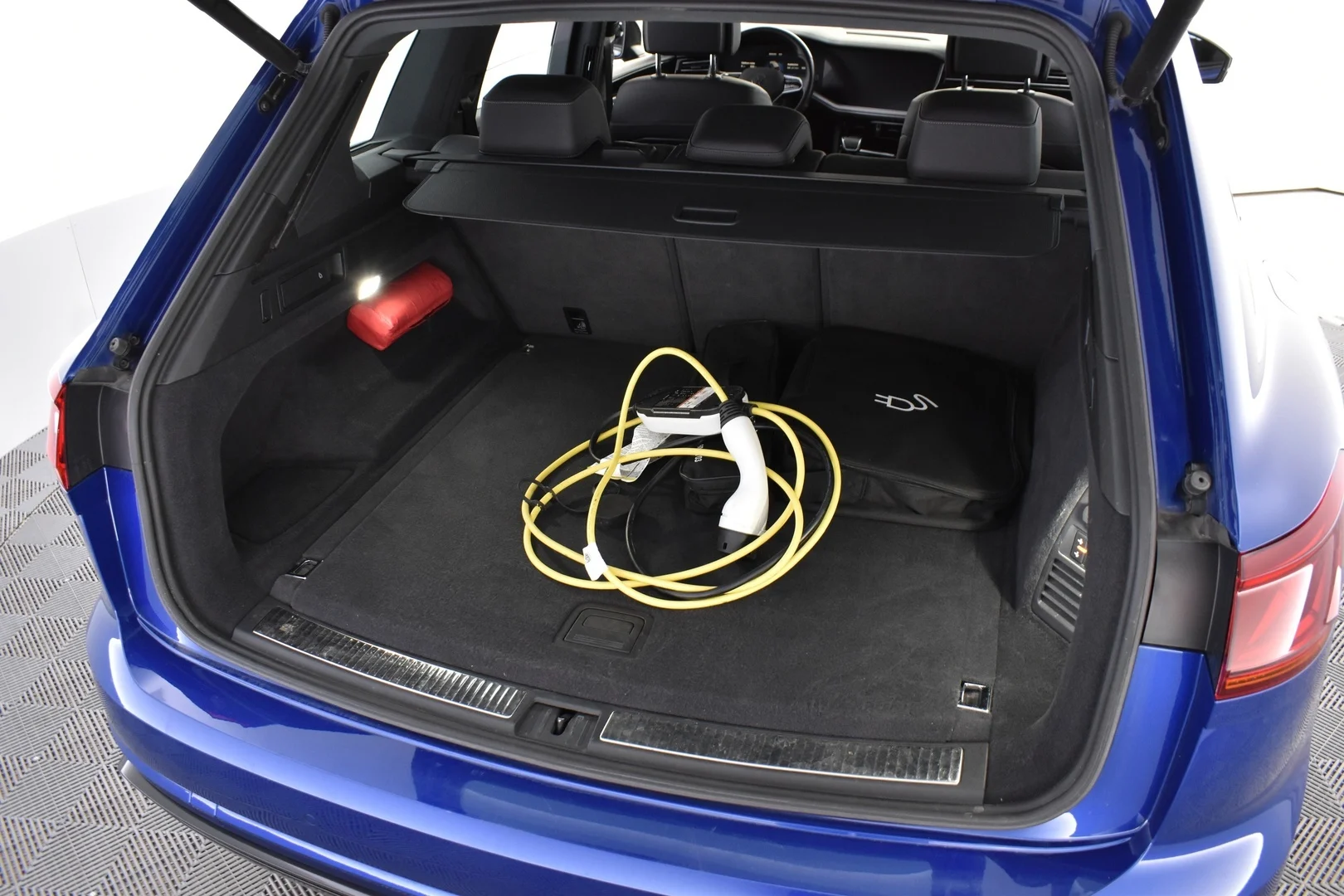 Car Image - 1jZep5ro3CukIlcPgGx0pg