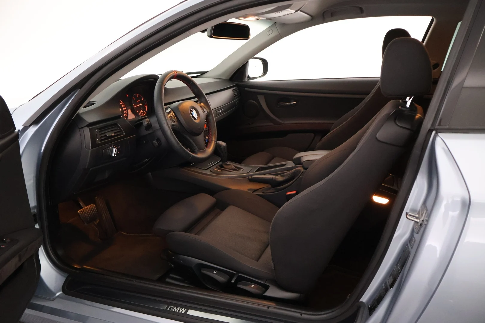 Car Image - 197Is0LGWwACRd2wrSHcVu