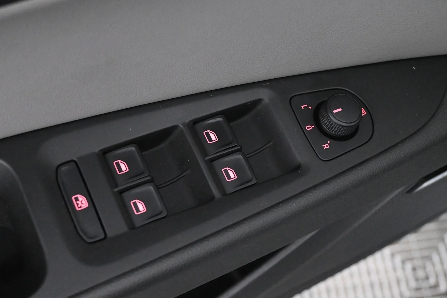 Car Image - 5gp9ZSCxfILE8Vvz5bSlpy
