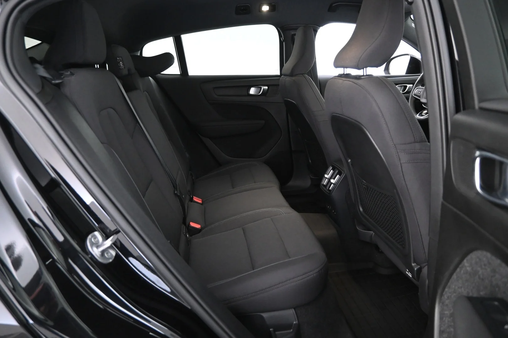 Car Image - olDDWY0XsaDFyqyWhmOyG