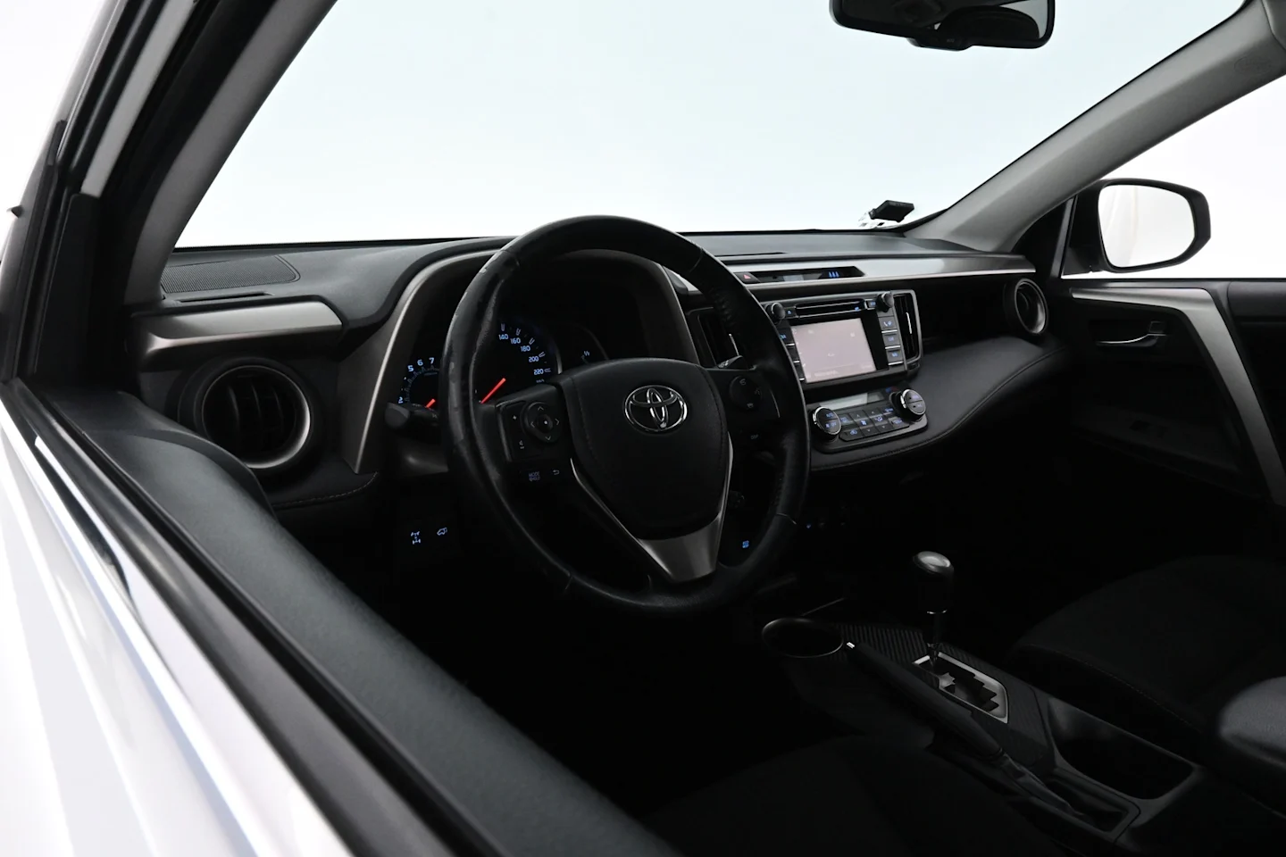 Car Image - 28kZPGOZOyXqq6amRKZOvq