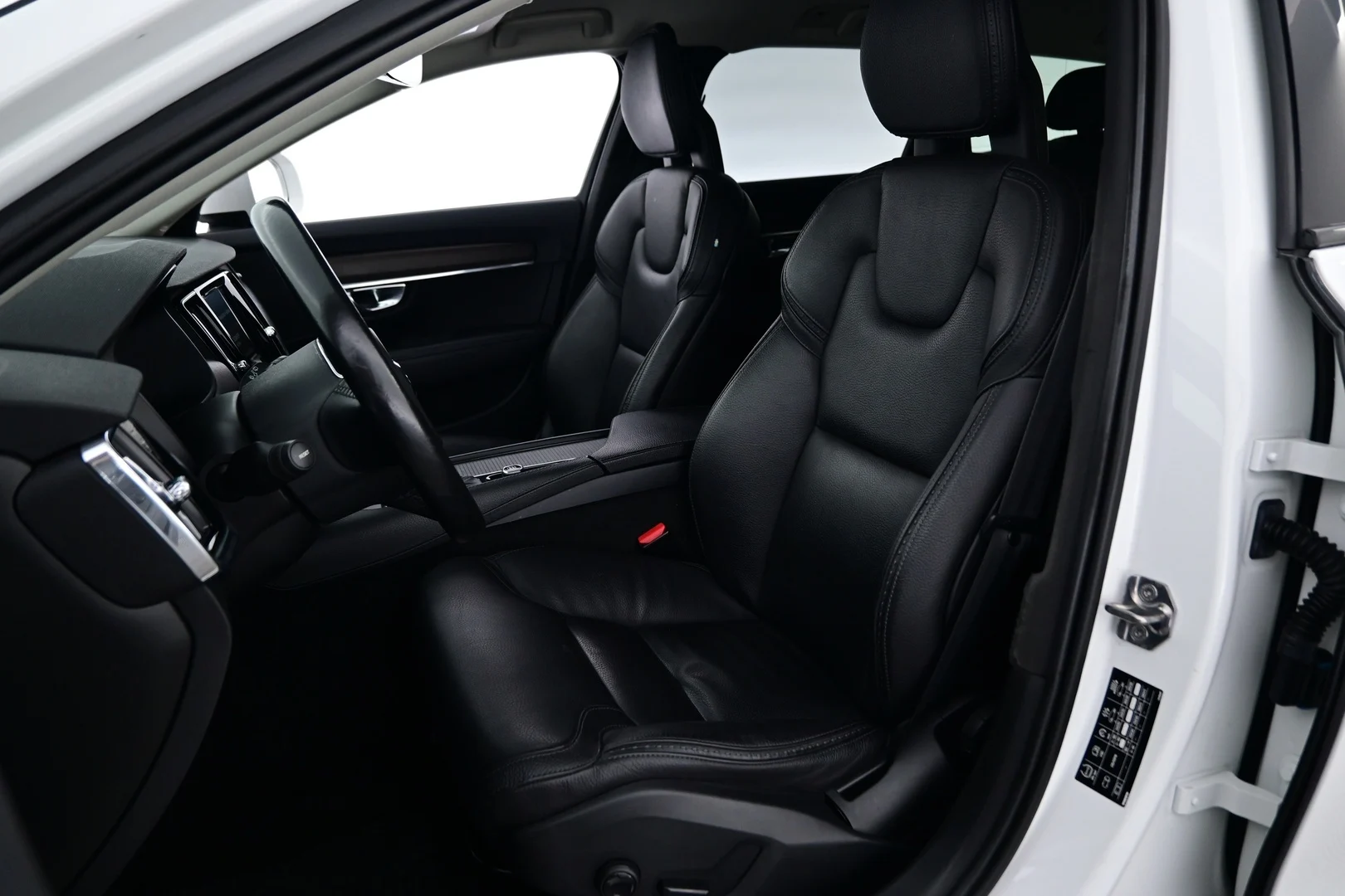 Car Image - 5u6bJp6yb1pSg3GJ7jORlc
