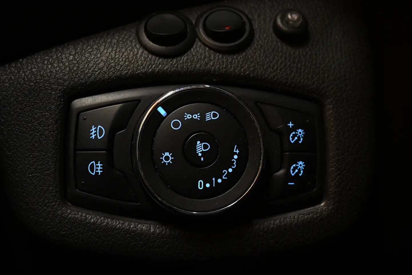 Car Image - 6cX18GV0O9L8JAEgRPvR1A