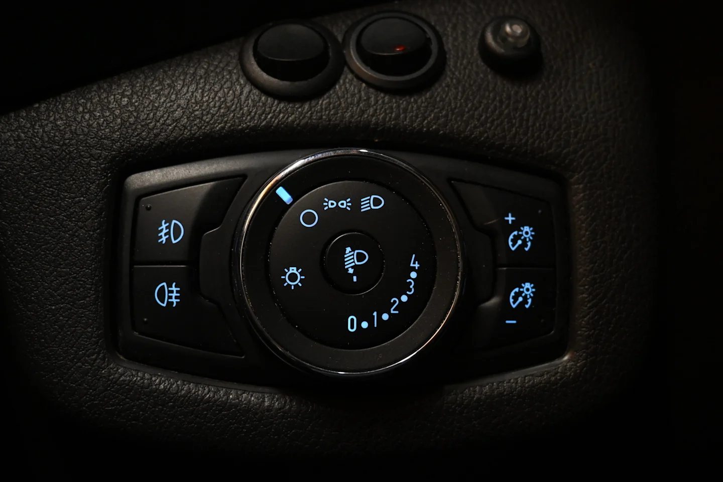 Car Image - 6cX18GV0O9L8JAEgRPvR1A