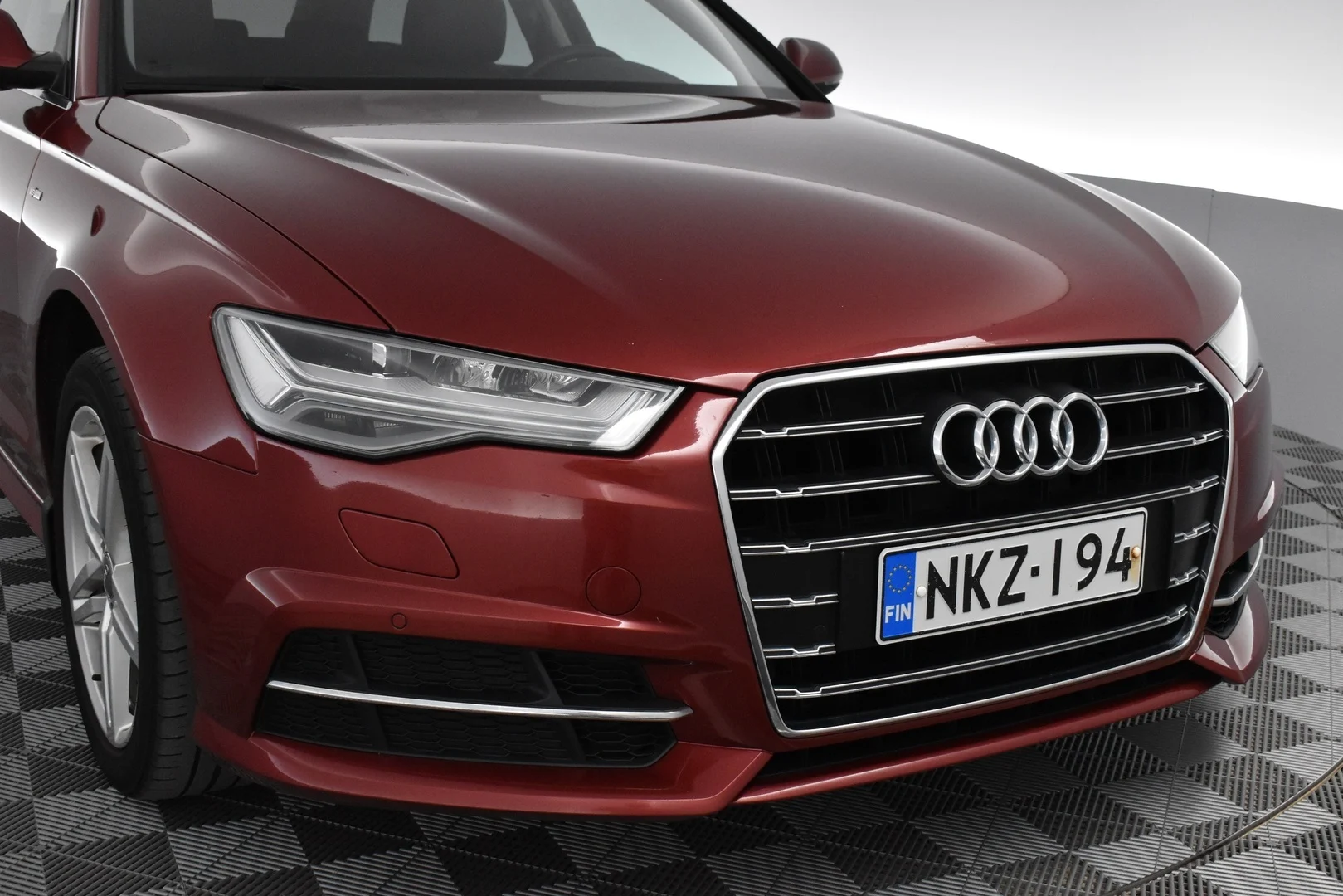 Car Image - 6NPfS3yw6BNsR6R3mYs0s1