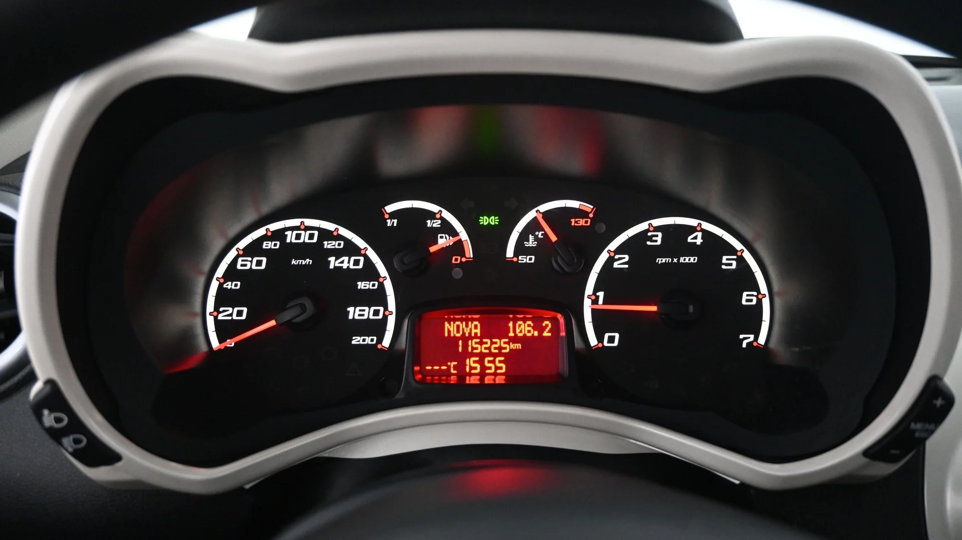 Car Image - 1WlUsDki8KM7cbcyNMru6x