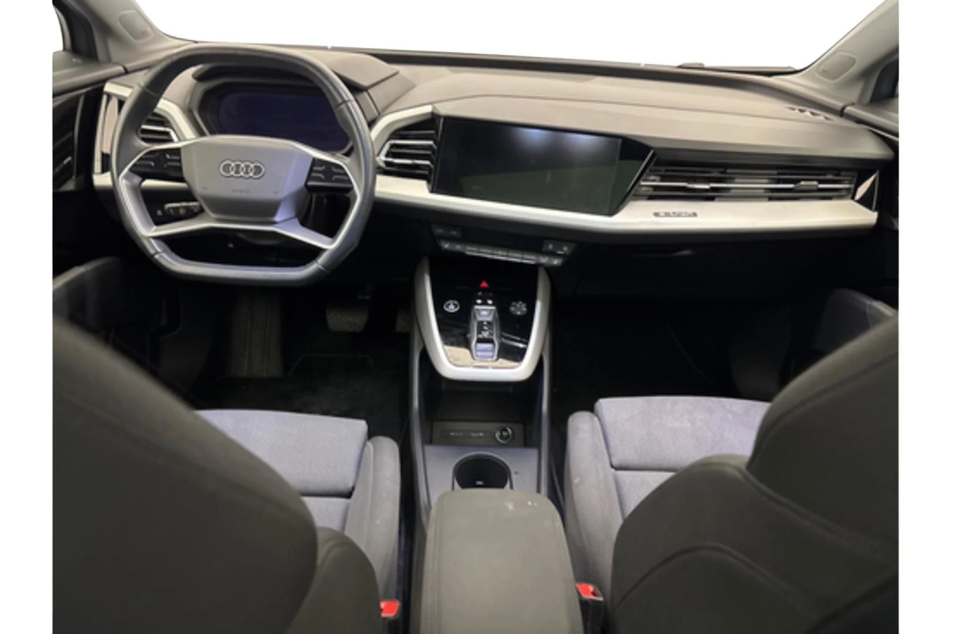 Car Image - 3YQ2hkNGXFAemHDBCldRv3