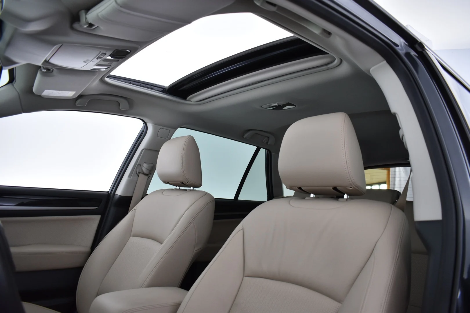 Car Image - 1wWS1I8yIendCBFw5ocR2u