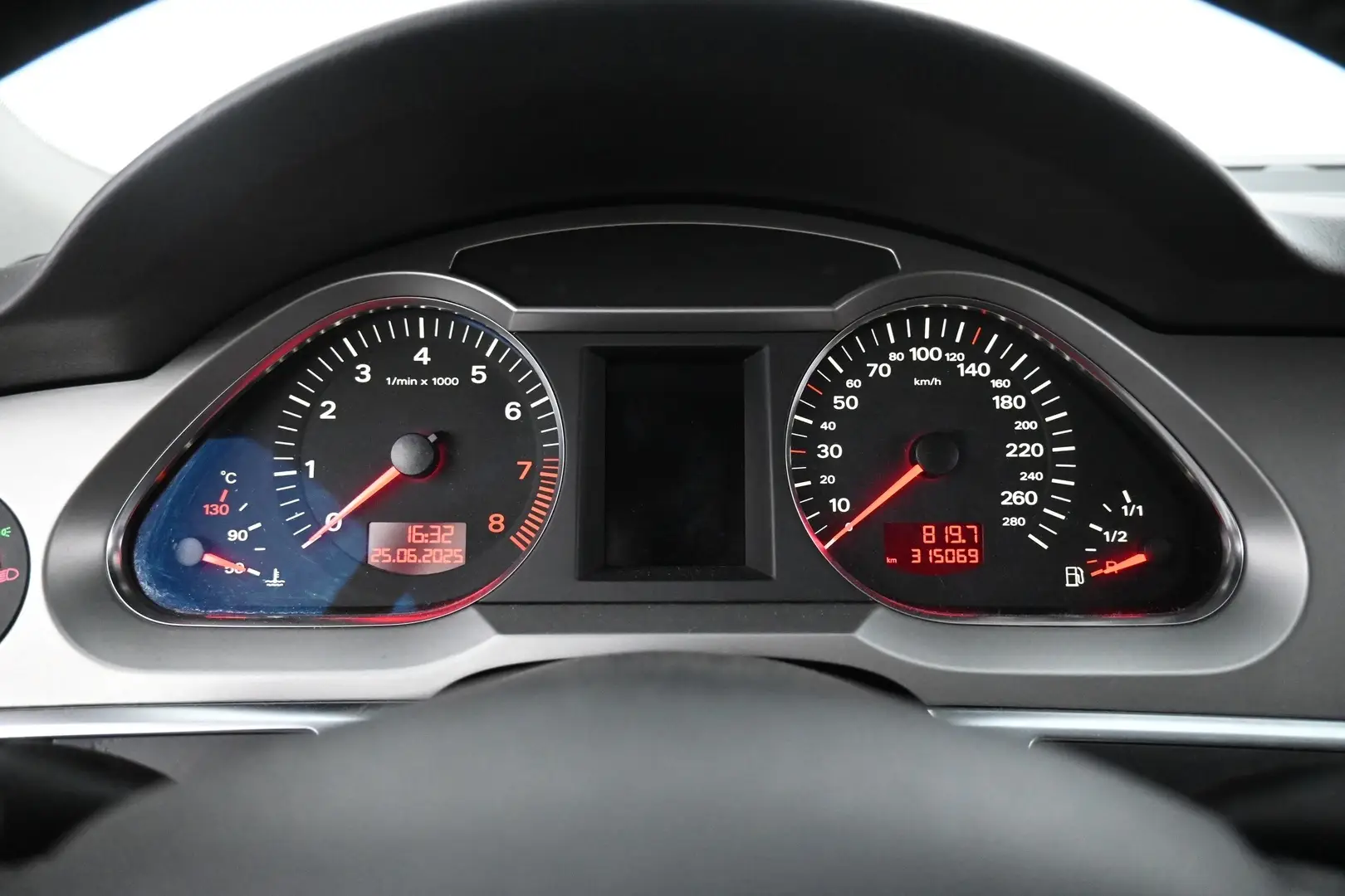 Car Image - 5g0JBX33N3sX9CK1t5J7DQ