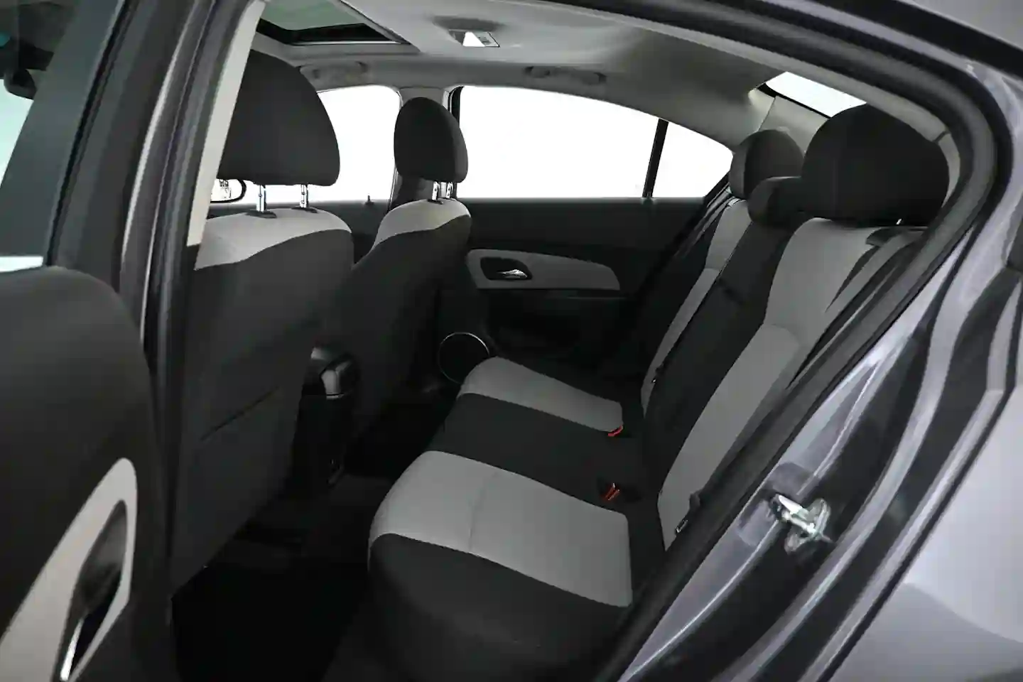 Car Image - 3k28J2OsPhugaIrLWHSPil