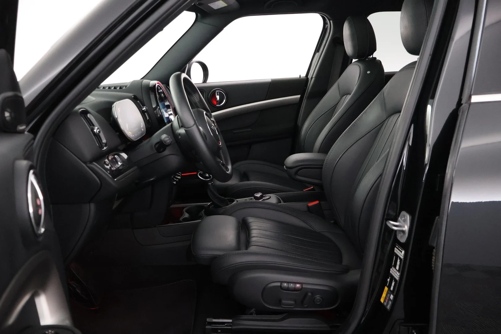 Car Image - 41PQO6PTS0g5j8Rm2U3eot