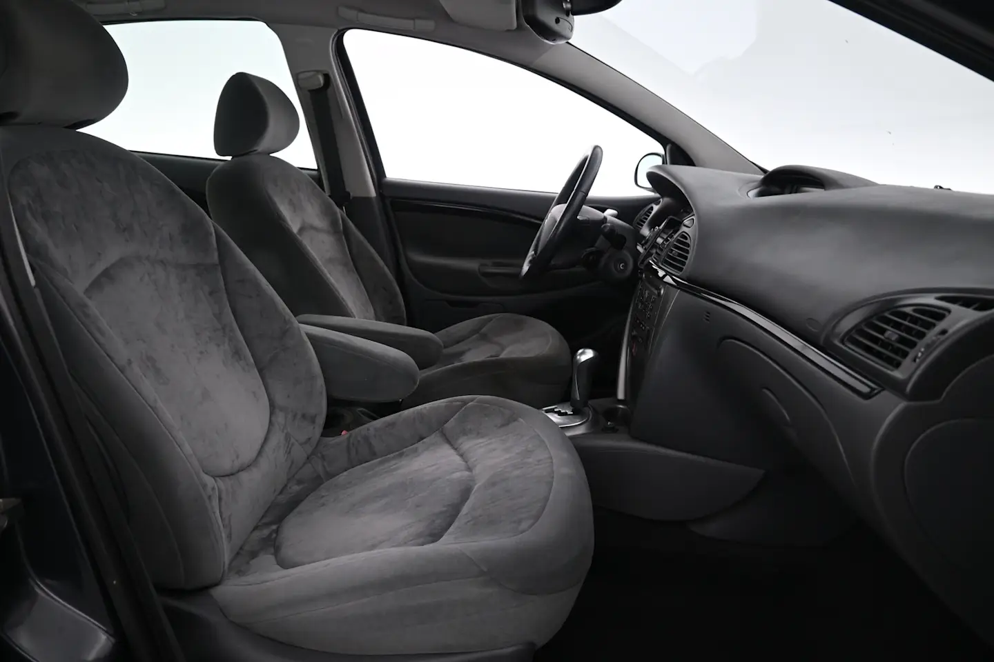 Car Image - 12wLzwrpIMBk01tNClNjub