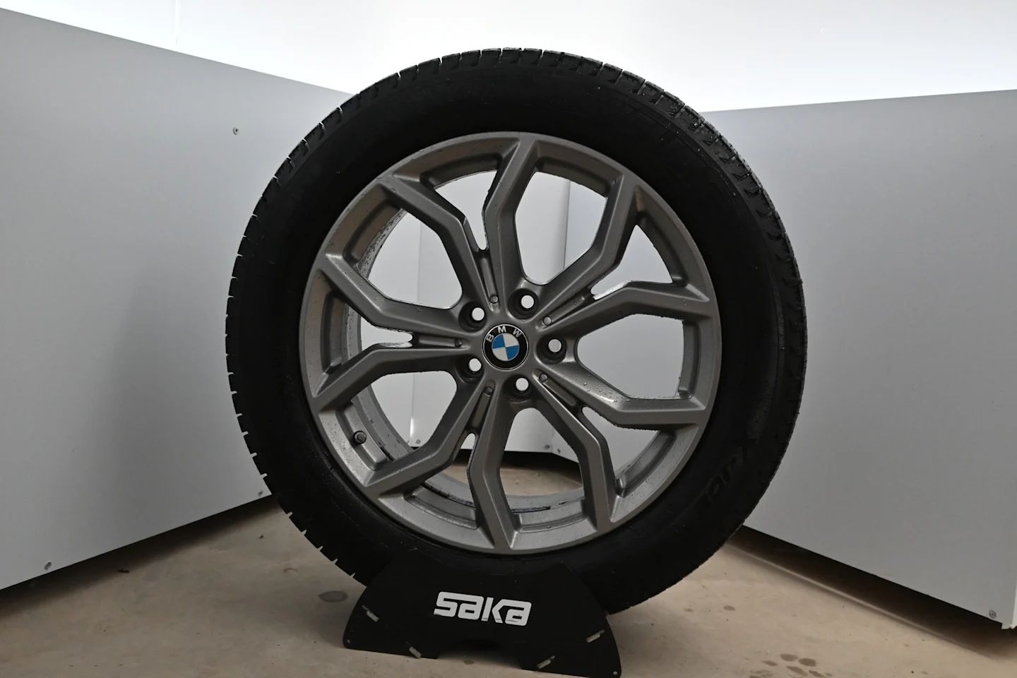 Car Image - 5Bp7GrCrsoJoso1rIk5cgE