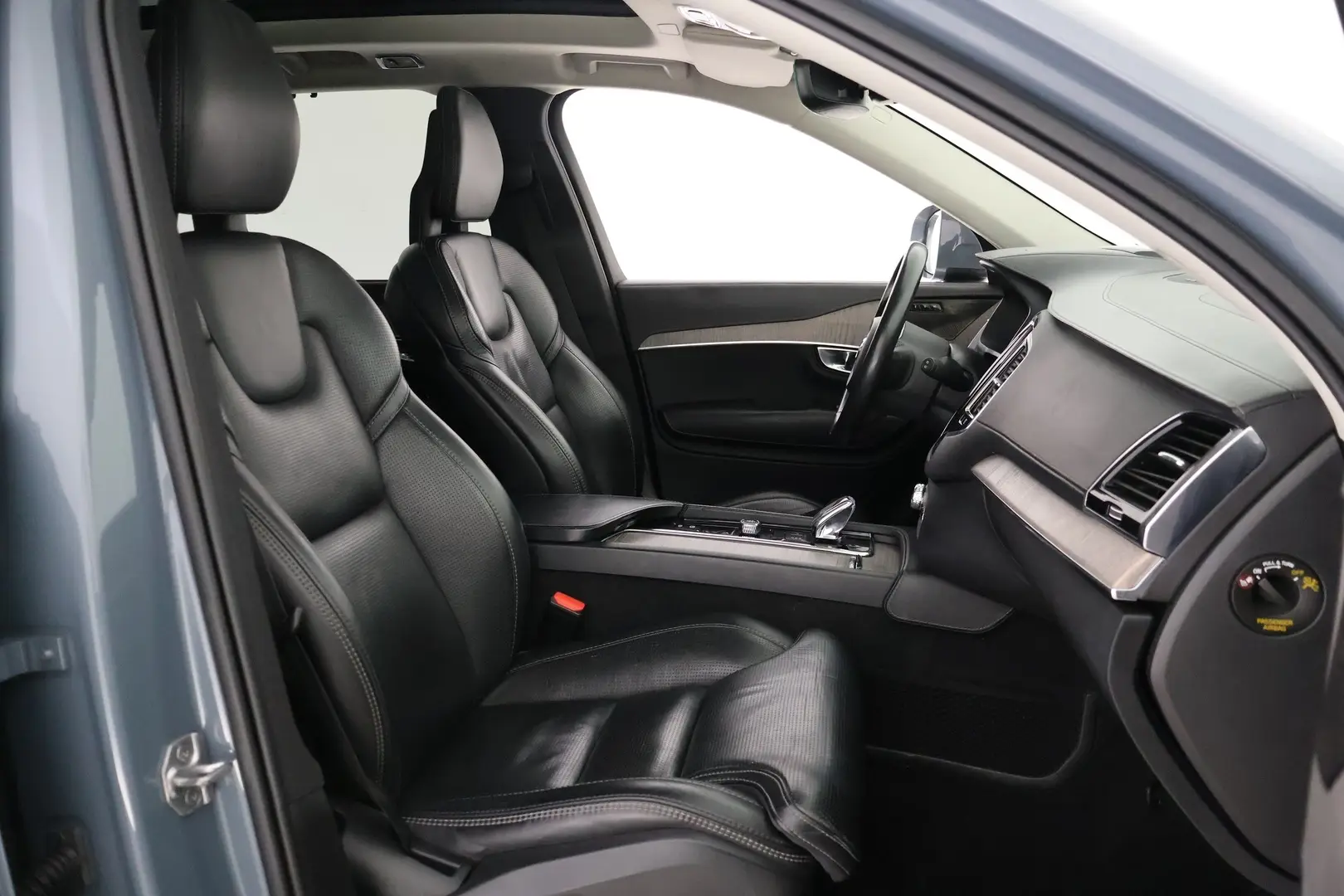 Car Image - 1J3sEf9jaHbTrlRXdY0X1P