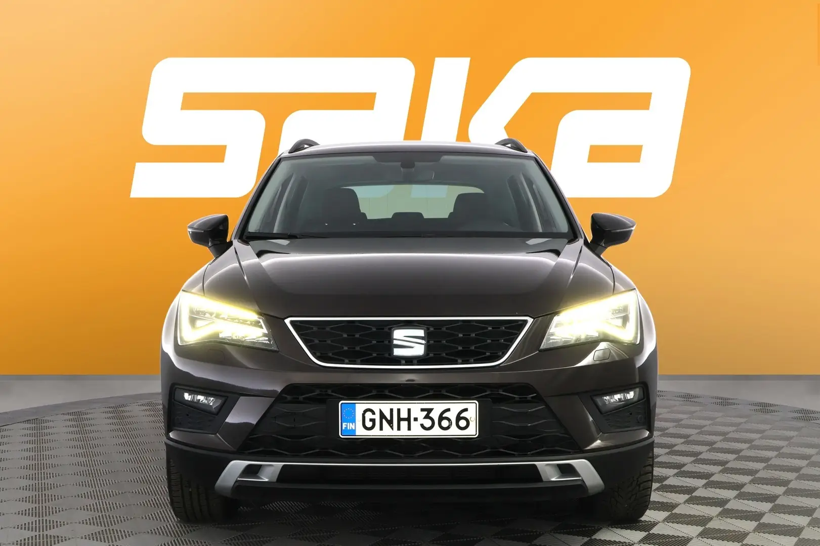 Car Image - 39ngd8bsj3lVx5vwpIq6Gv