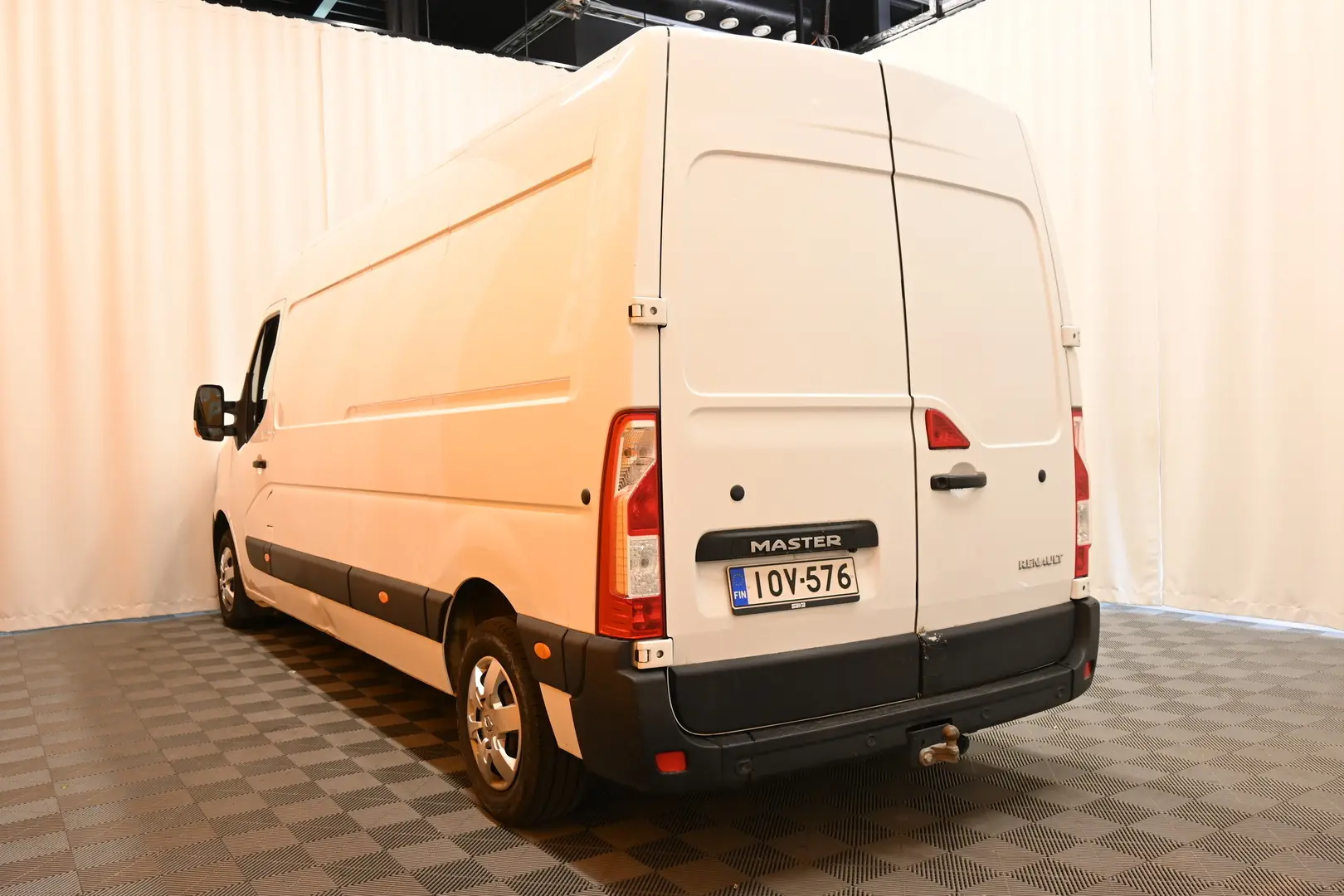 Car Image - 611UnYysxZAL6faQgQ3ple