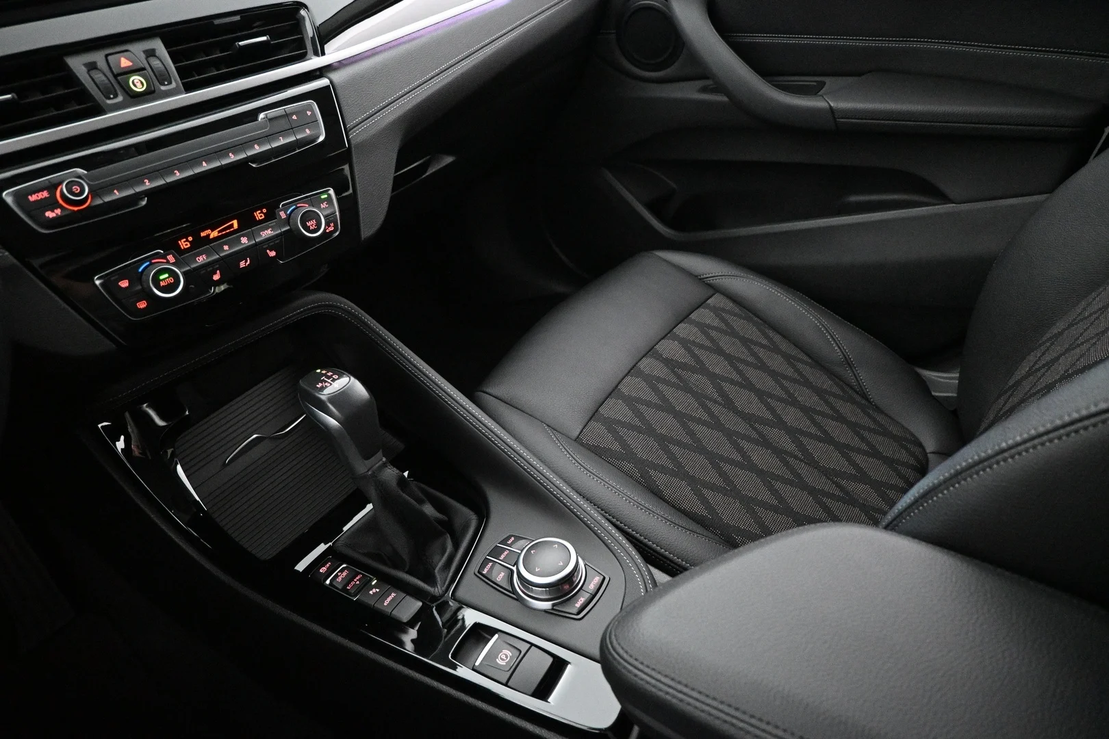 Car Image - 4PBFOBdODUbRLOysesN0Hg