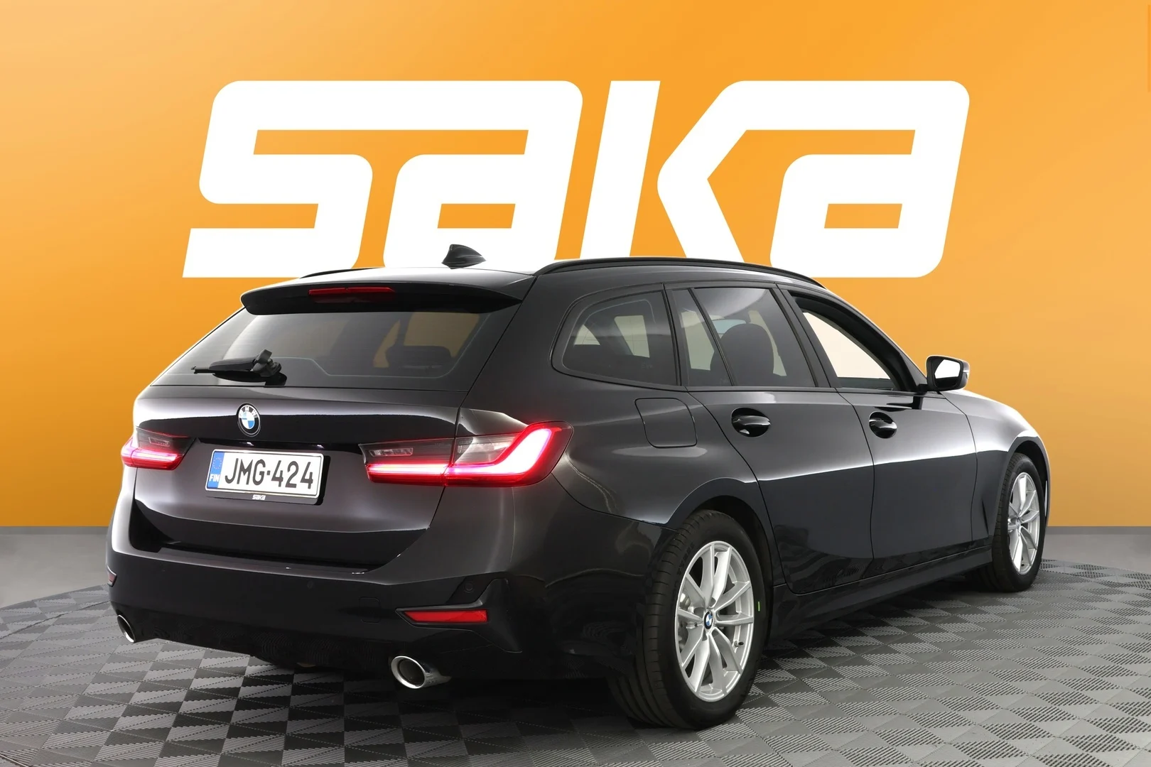Car Image - 1e37xVbJwBD1fbAEsy0X7z