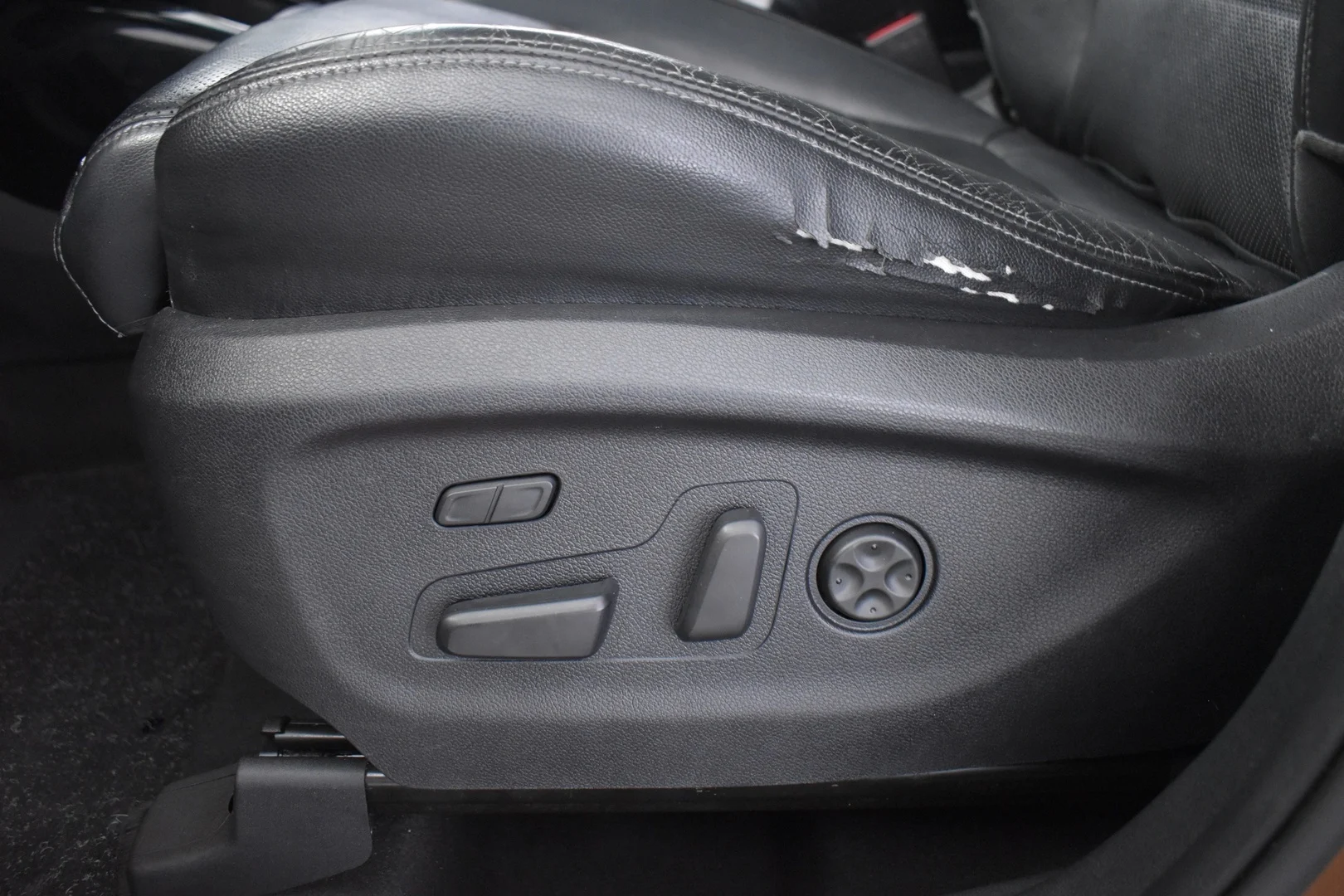 Car Image - Gvs1S1CtvCkX3dCba9ZgV
