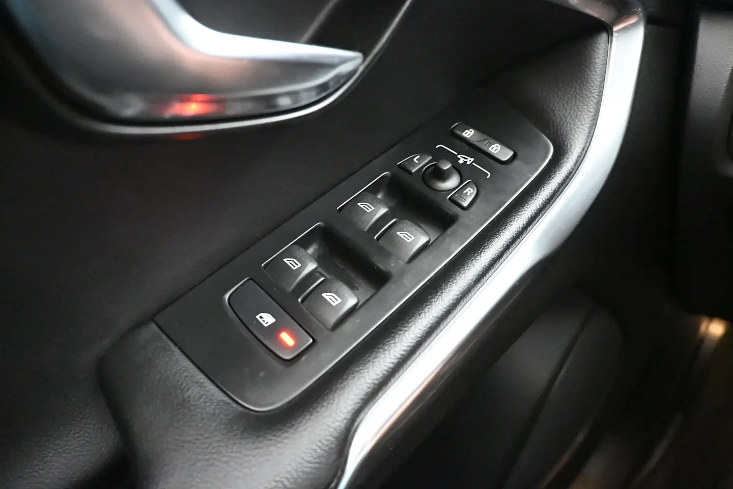 Car Image - 7fa8eFseSWbo73CEKAlTpF