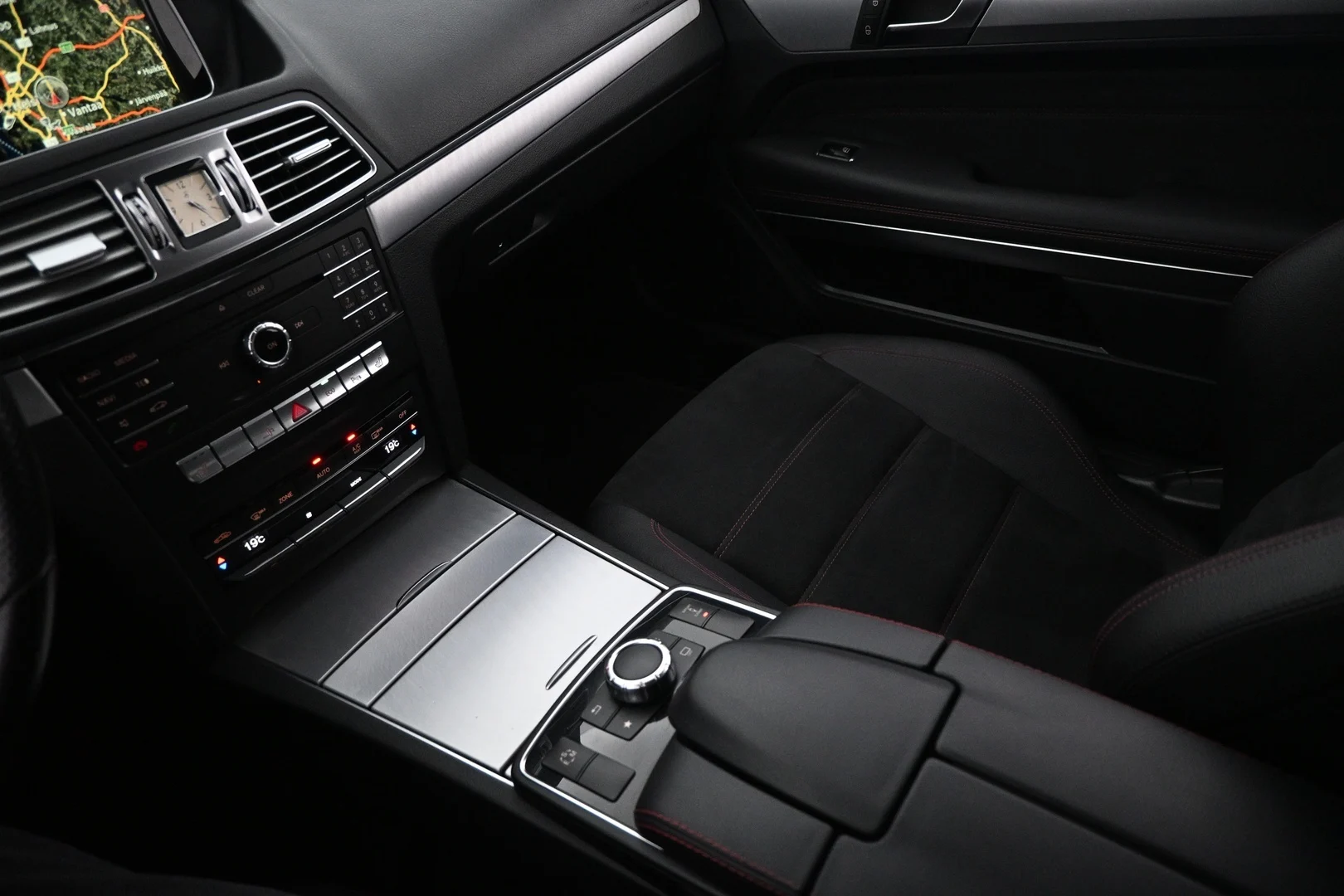 Car Image - 6G7iqR5zV4IUVYE793s0lR