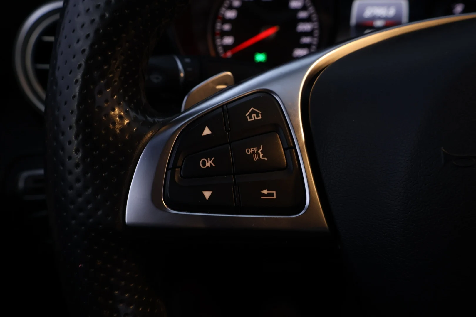 Car Image - 1DuIcqTIPR5K1pWySnQHBy