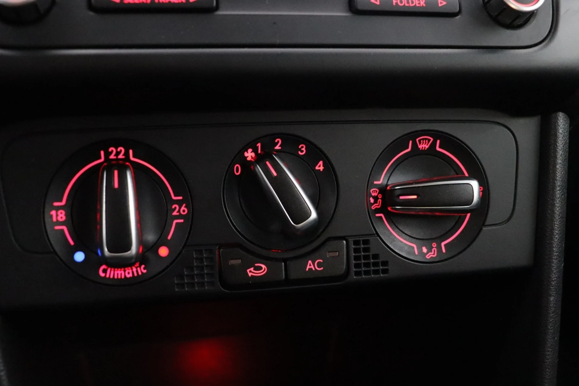 Car Image - 3tUOyXl3se6WyLBdV0JXwX