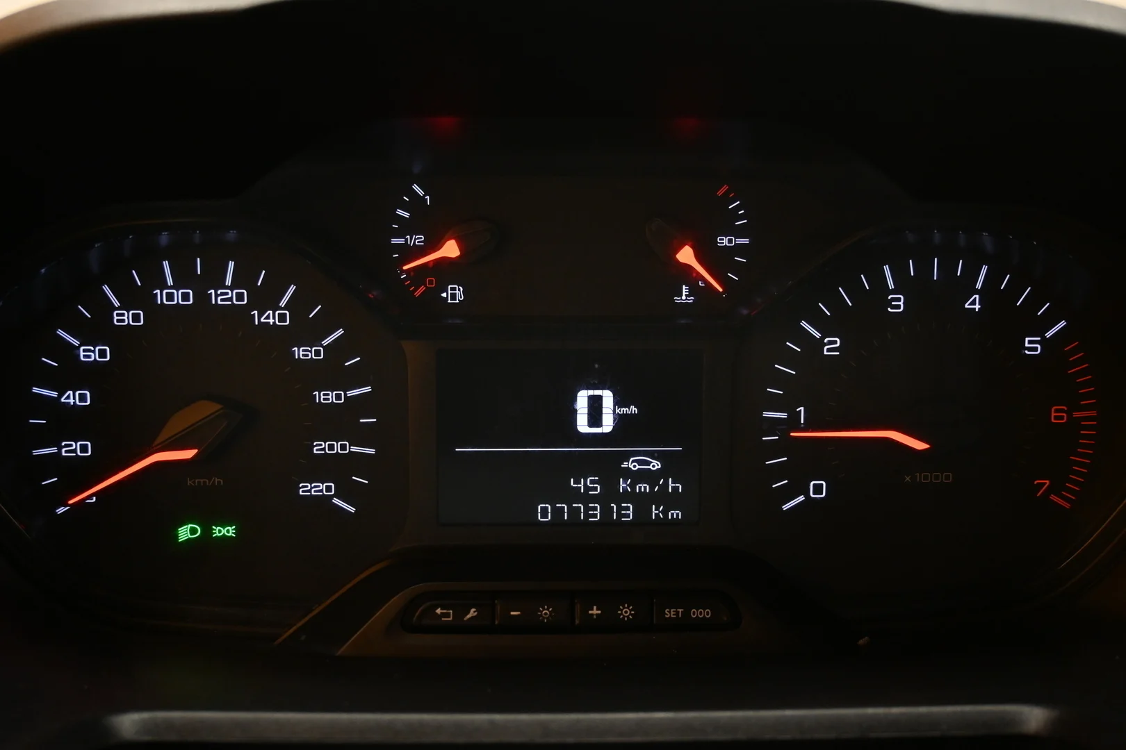 Car Image - 1gWAgmjAxhmsJSMOpKmLRt