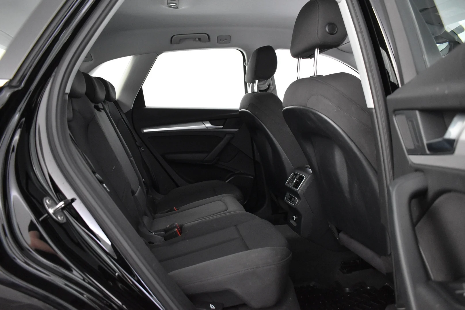 Car Image - 4fmlE00brmIn55Gu79ZtDH