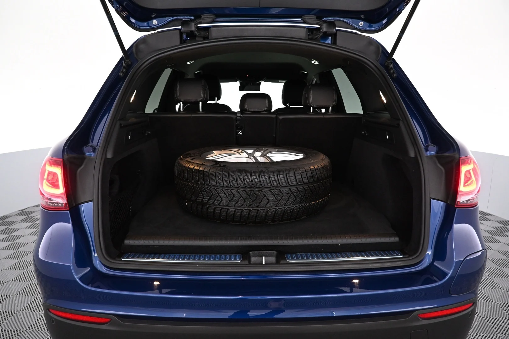 Car Image - 15OayIGSCNYPJaMsSTH3DG