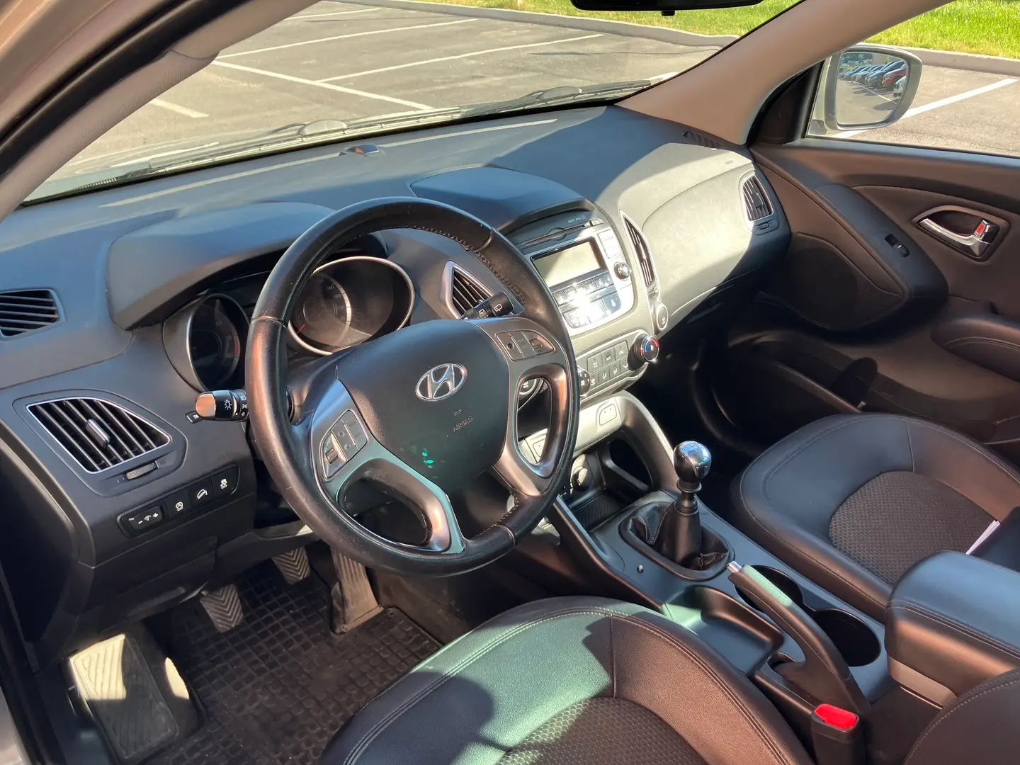 Car Image - 16QUKA8XfvrEdqsiJTGS4D
