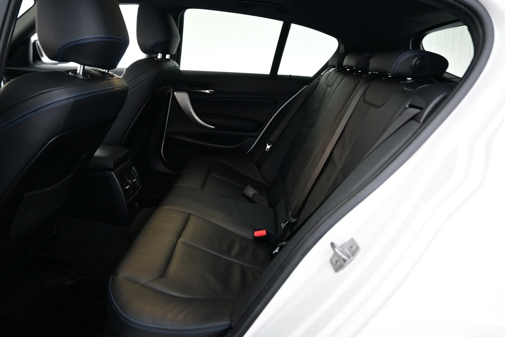 Car Image - 5bHlklkNHHlKV68Lxm6dKw