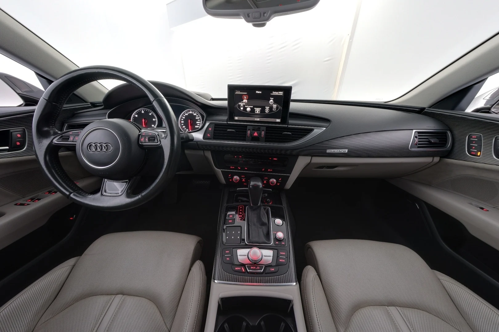 Car Image - 49vV66aHgjr7UZKwRINHBY