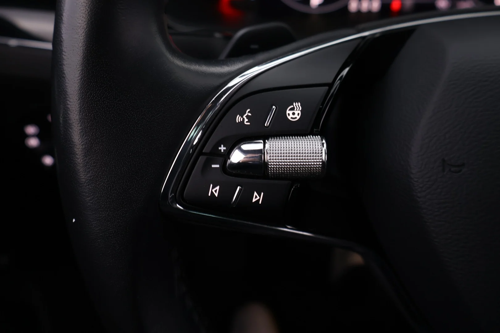 Car Image - 1JFwhLFU8J4lS9lQuDmFN9