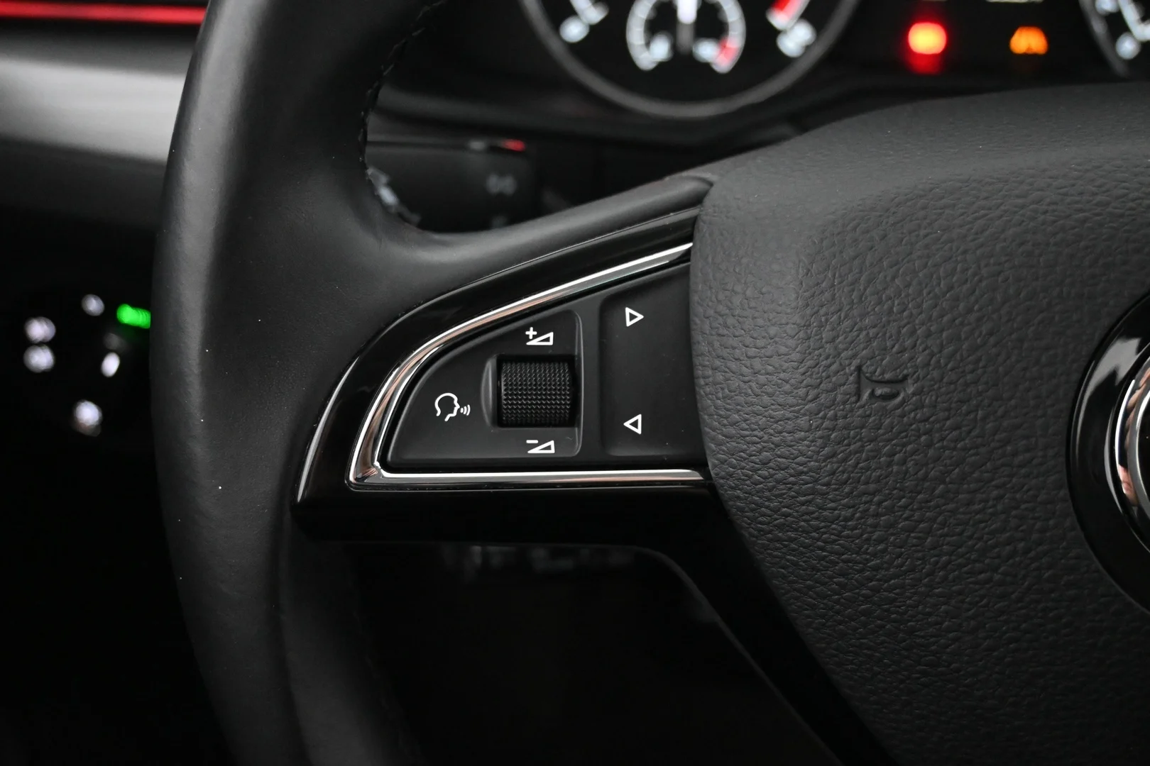 Car Image - 2makSHNptyqUQ5RtyQS1ZI