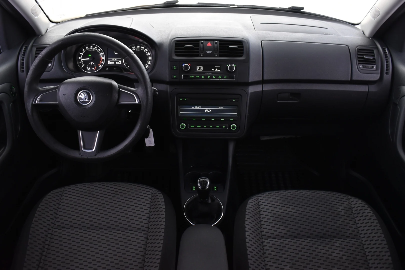 Car Image - 2fJD5CicCmYmO49Di7DwH
