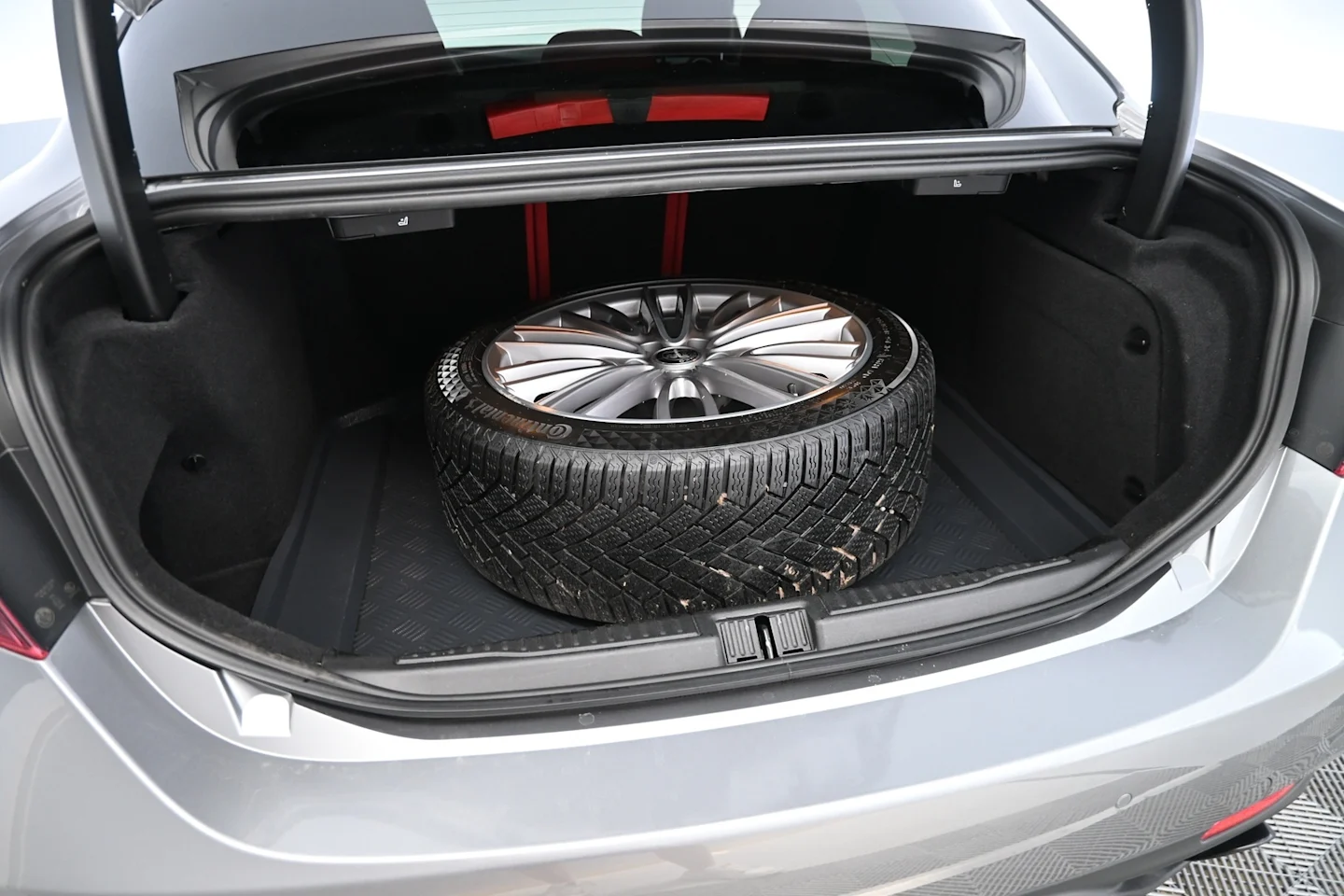 Car Image - 40x2d9h03gxLwTb3yDFep5
